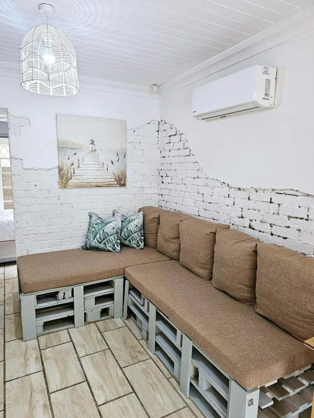 Le'Cottage Scottburgh Exterior photo